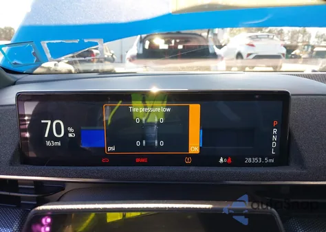 2023 Ford Mustang Mach-E Gt z USA, uszkodzony, nr VIN 3FMTK4SXXPMA19666